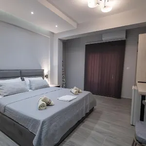 Porti Saranda